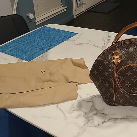 Louis Vuitton Ellipse PM - Picture 10 of 10